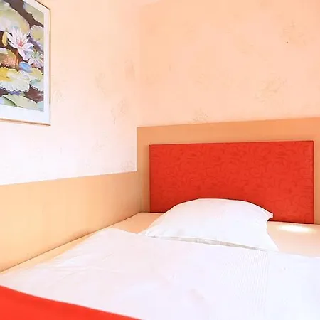 Adesso -pay At On Arrival- Ihr Automatenhotel In Hotel